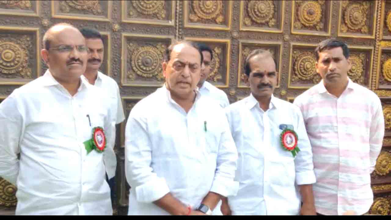 Minister Indrakaran Reddy | సీఎం కేసీఆర్‌ను ఎదుర్కొనే ధైర్యం లేకనే క‌విత‌ను టార్గెట్ చేశారు: మంత్రి ఇంద్ర‌క‌ర‌ణ్ రెడ్డి