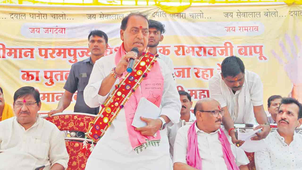 మరాఠ్వాడాలో గులాబీ జెండా రెపరెపలాడాలి