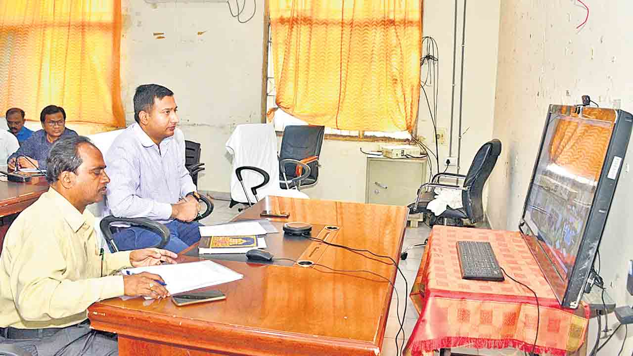 ఇంటర్‌ పరీక్షలు పకడ్బందీగా నిర్వహించాలి