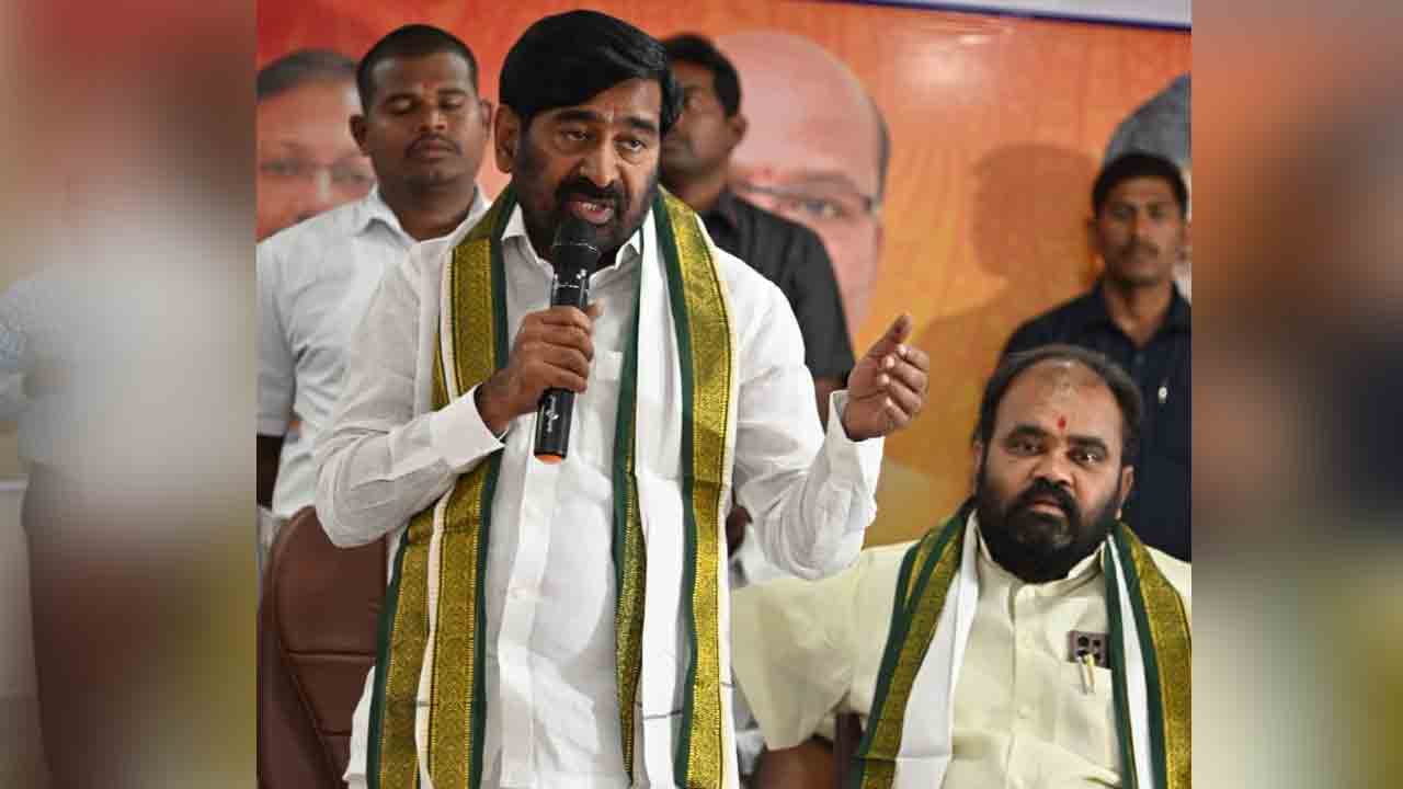 Minister jagadish Reddy | ప్రభుత్వ పథకాలను ప్రజల్లోకి తీసుకెళ్లడంతో ఉద్యోగుల పాత్ర కీలకం : మంత్రి జగదీశ్ రెడ్డి