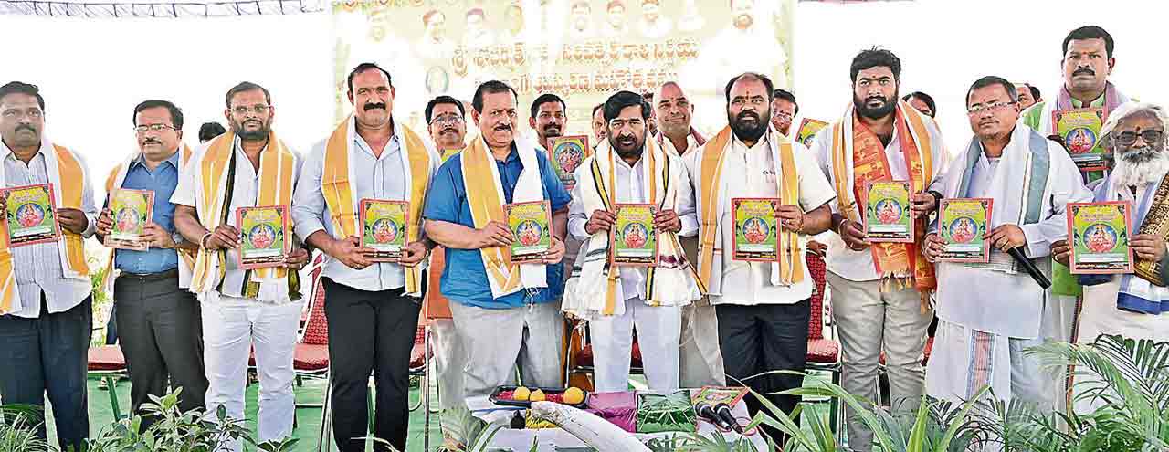 ప్రపంచానికి నాగరికత నేర్పింది భారతీయులే