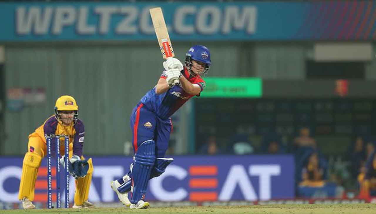 DC vs UPW | రెండో మ్యాచ్‌లోనూ రెండొంద‌లు కొట్టిన ఢిల్లీ.. యూపీ టార్గెట్ 212