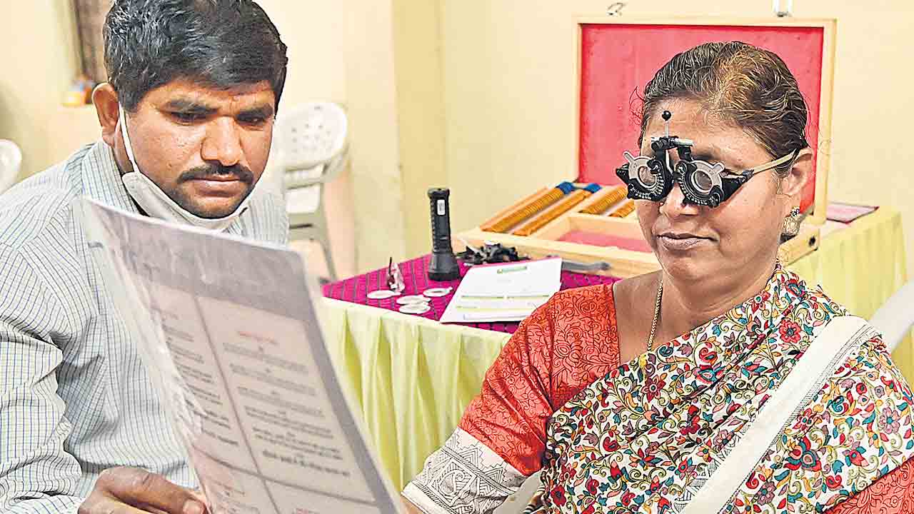 కంటి వెలుగు పరీక్షలు