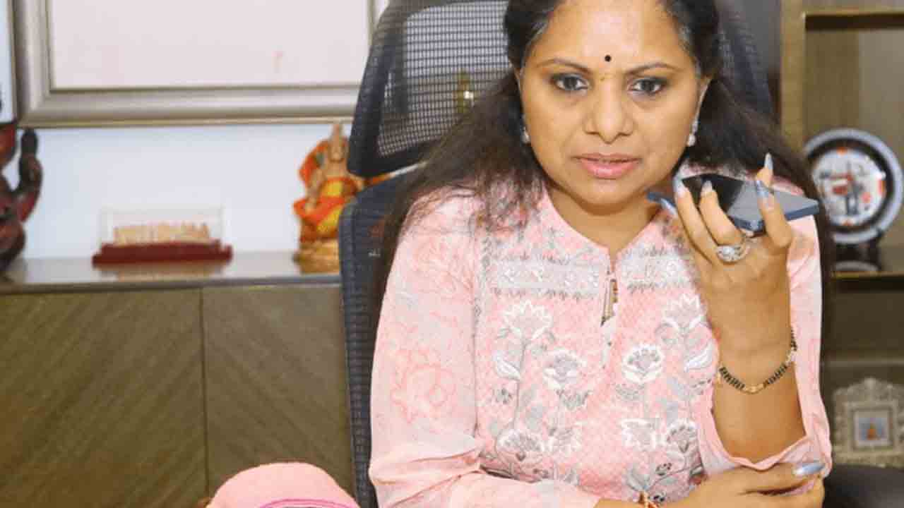 రాష్ట్రంలో కేంద్రం కుట్రలు సాగనివ్వం