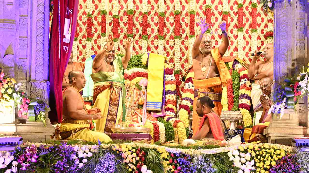 నేత్రపర్వం.. తిరుకల్యాణోత్సవం