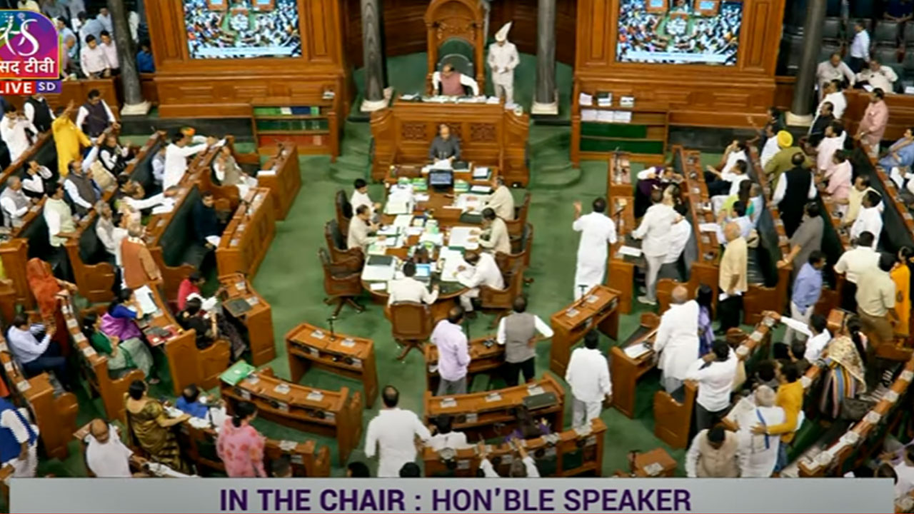 Parliament: అదానీపై జేపీసీ వేయాలి.. రాహుల్ క్ష‌మాప‌ణ‌లు చెప్పాలి