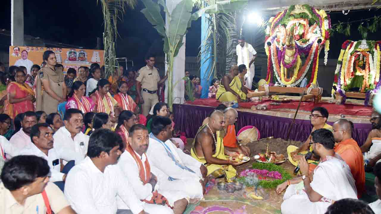 అట్టహాసంగా బ్రహ్మోత్సవ సంరంభం