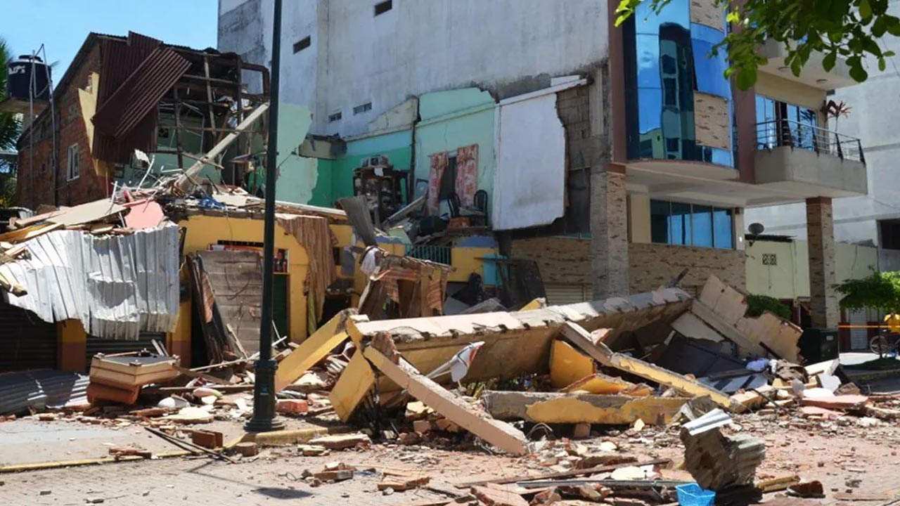 ఈక్వెడార్‌లో భూకంపం