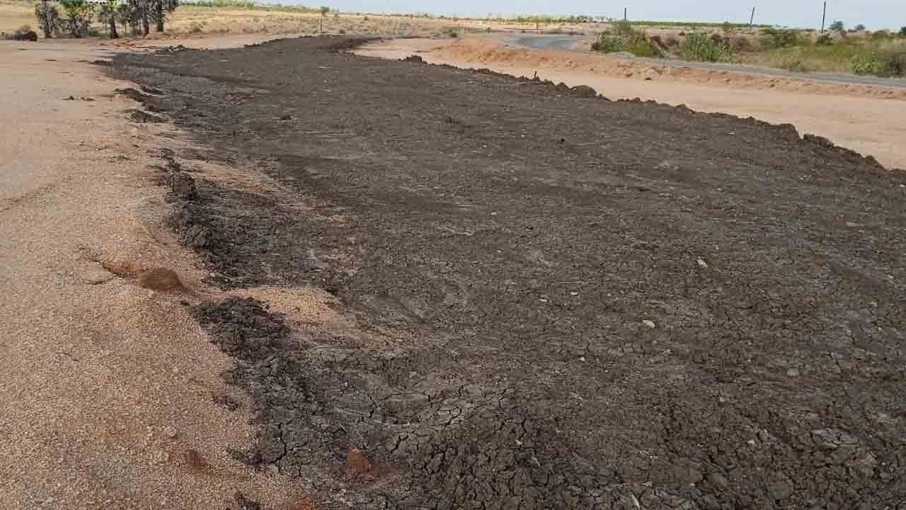 గట్టుపై చీకటి రాతలు