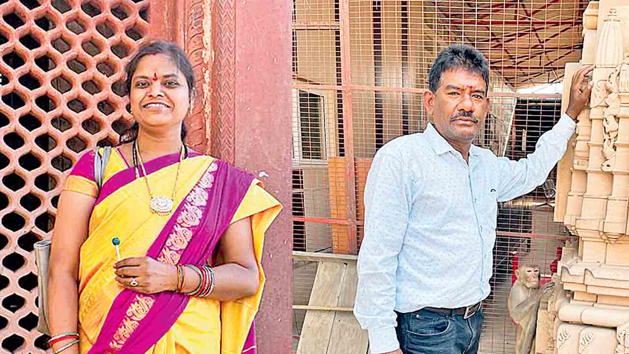 కదులుతున్న రైలు నుంచి దిగుతూ..