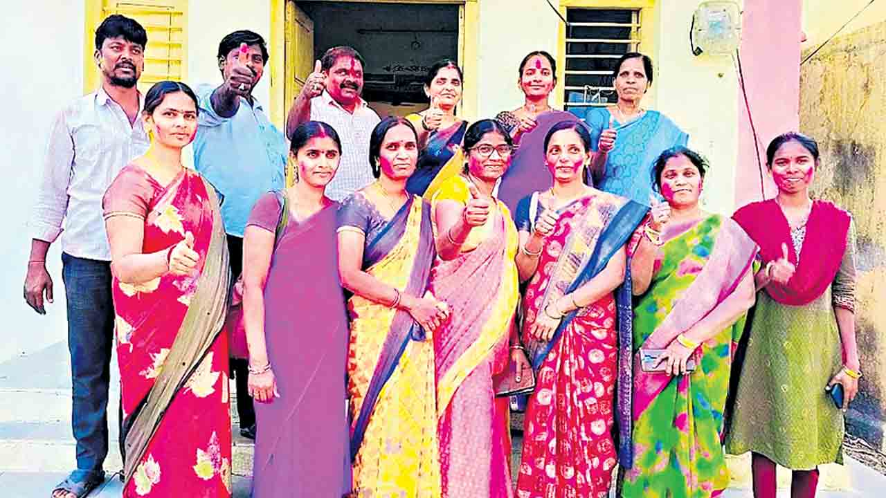 రంగుల పండుగ హోలీ