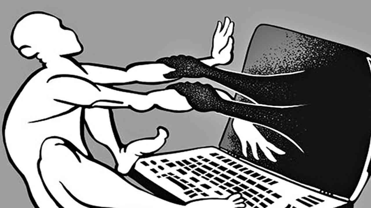 Youtube channels | యూట్యూబ్‌ ఛానల్స్‌తో ప్రమాదంలో మీడియా ఉనికి