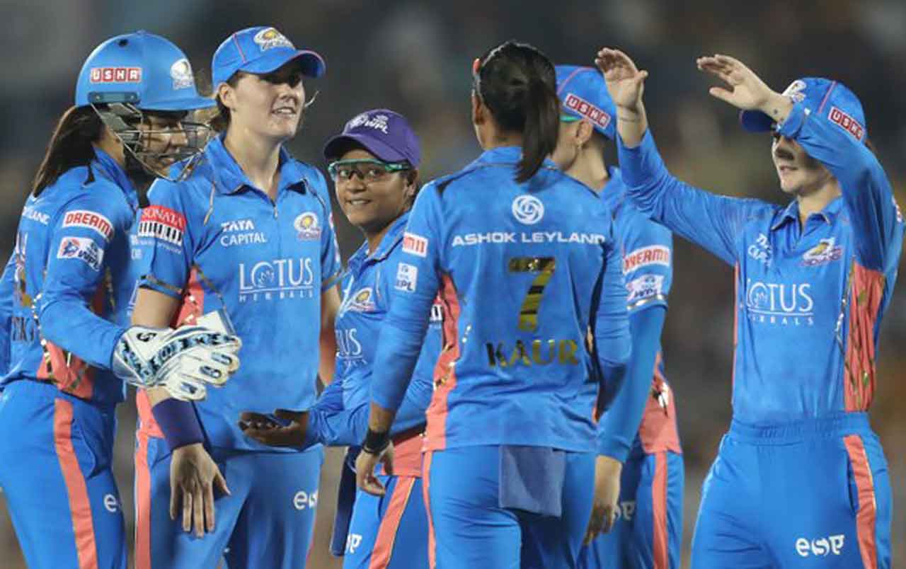 MI vs UPW | తొలి వికెట్ తీసిన ఇషాక్.. యూపీ స్కోర్ ఎంతంటే..?