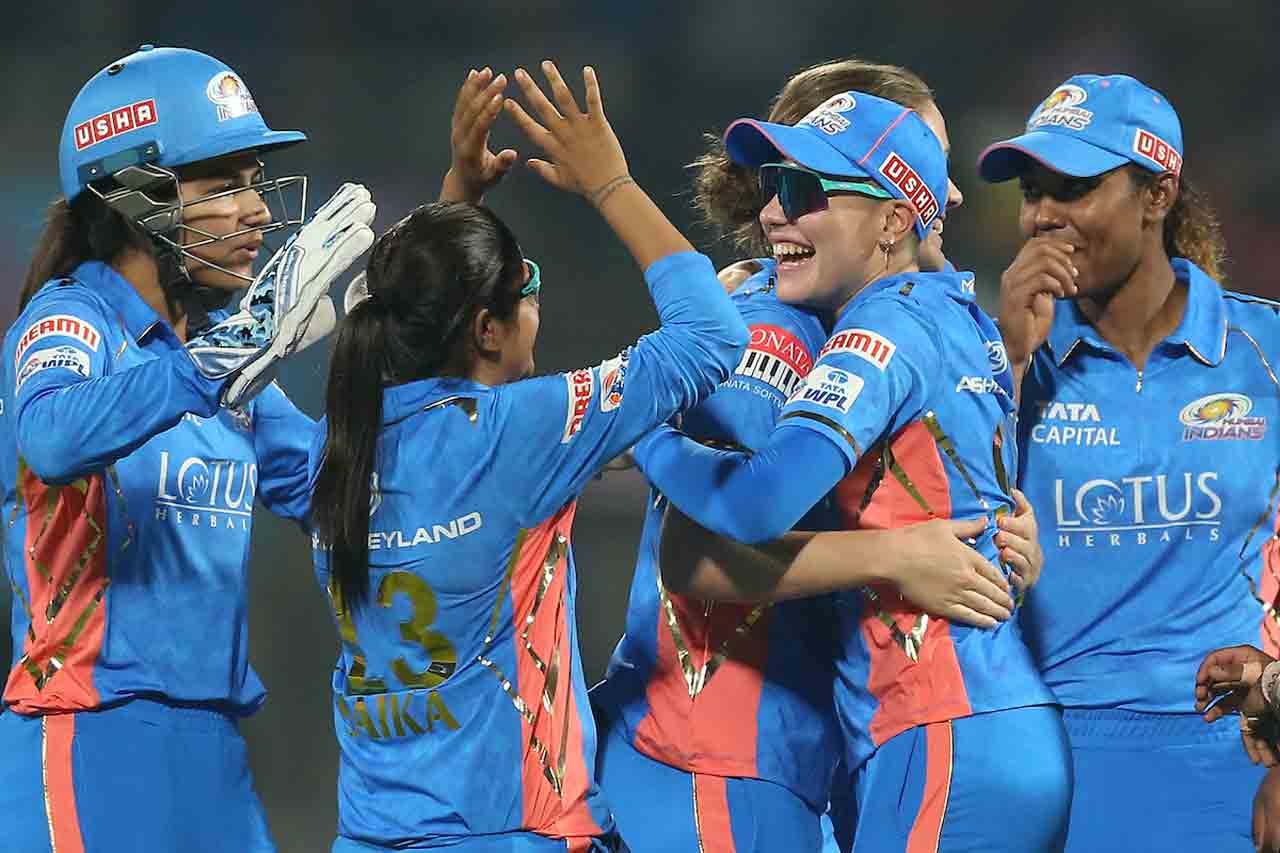 MI vs UPW | డ‌బ్ల్యూపీఎల్ ఫైన‌ల్లో ముంబై.. ఎలిమినేట‌ర్ మ్యాచ్‌లో 72 ప‌రుగుల‌తో యూపీపై విజ‌యం