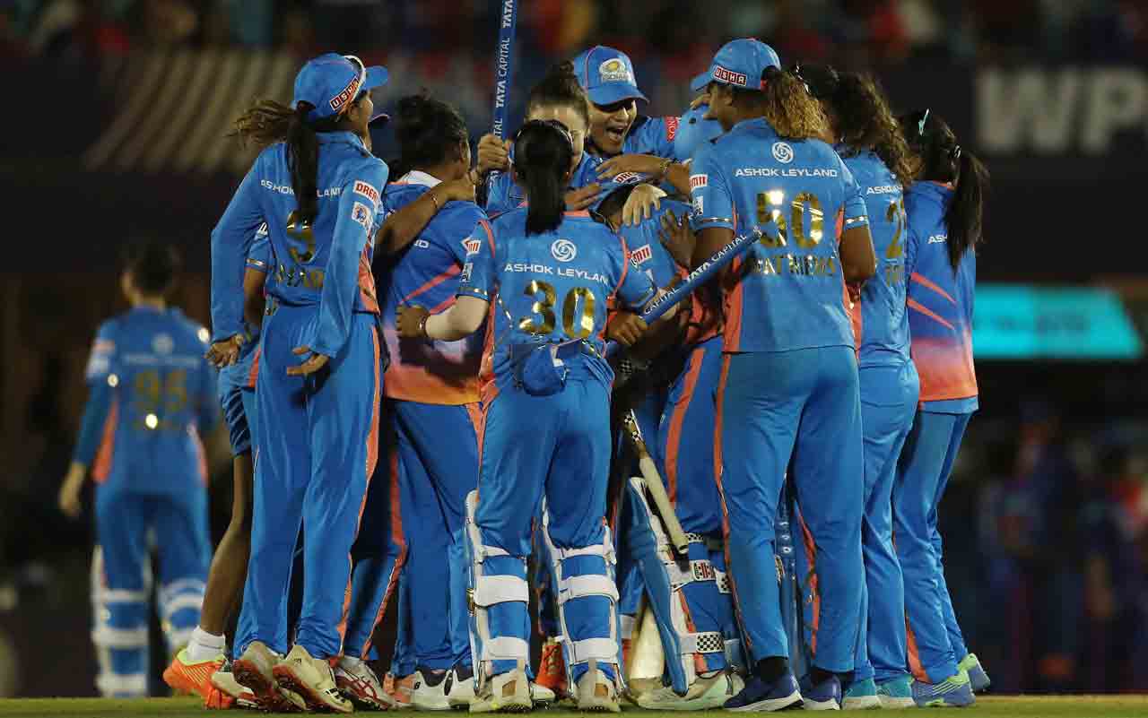 WPL Final 2023 | మ‌హిళ‌ల ప్రీమియ‌ర్ లీగ్ తొలి సీజ‌న్ విజేత ముంబై ఇండియ‌న్స్‌