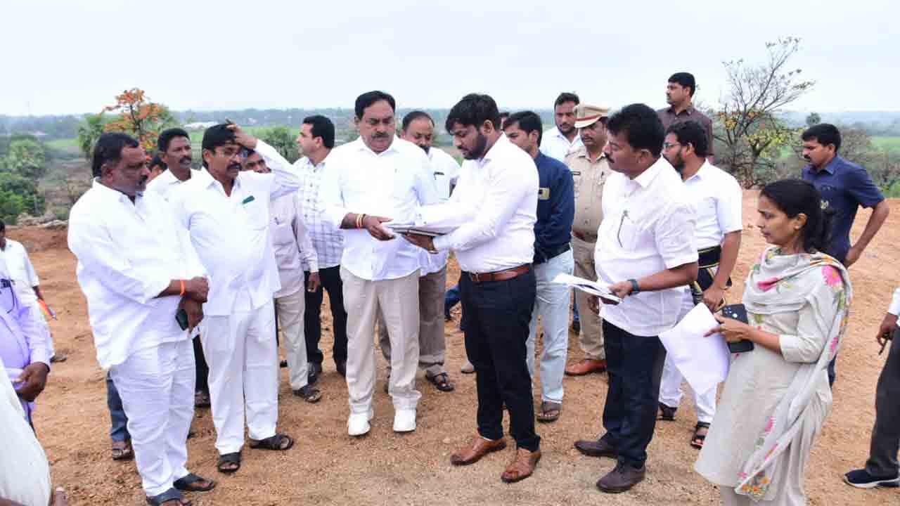 Minister Errabelli | కేటీఆర్‌ చేతులమీదుగా త్వరలోనే కొడకండ్ల మినీ టెక్స్‌టైల్‌ పార్క్‌ శంకుస్థాపన : మంత్రి ఎర్రబెల్లి