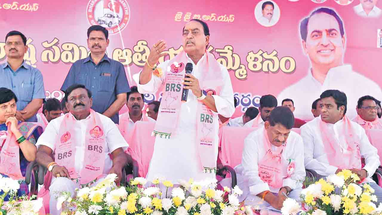 పల్లెల్లో ‘ఆత్మీయ’ గుబాళింపు