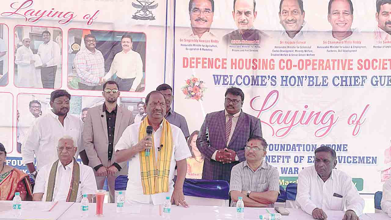 సైనికుల ధైర్య సాహసాలు వెలకట్టలేనివి