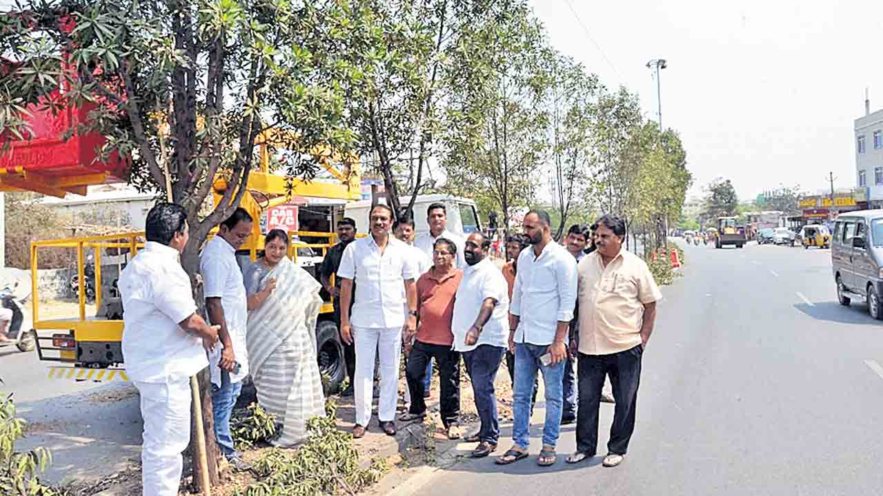 ముమ్మరంగా సాగర్‌ రహదారి సుందరీకరణ