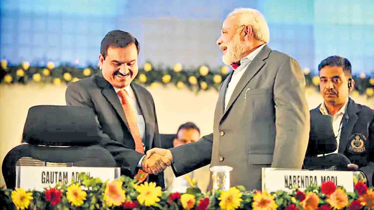 Reporters collective on Adani | సుప్రీం వద్దన్నా ముందుకే.. అదానీకి 280 కోట్ల టన్నుల నిక్షేపాలు ధారాదత్తం చేసిన కేంద్రం