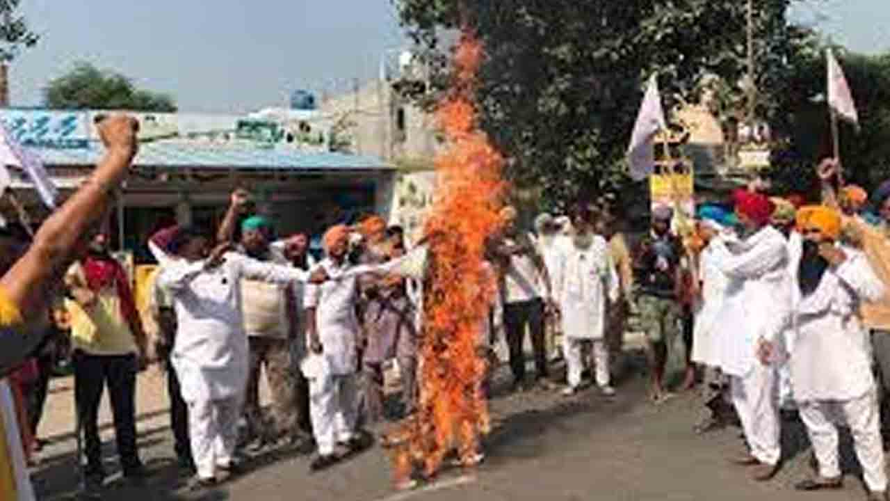 మోదీ చేతిలోనే దర్యాప్తు సంస్థలు