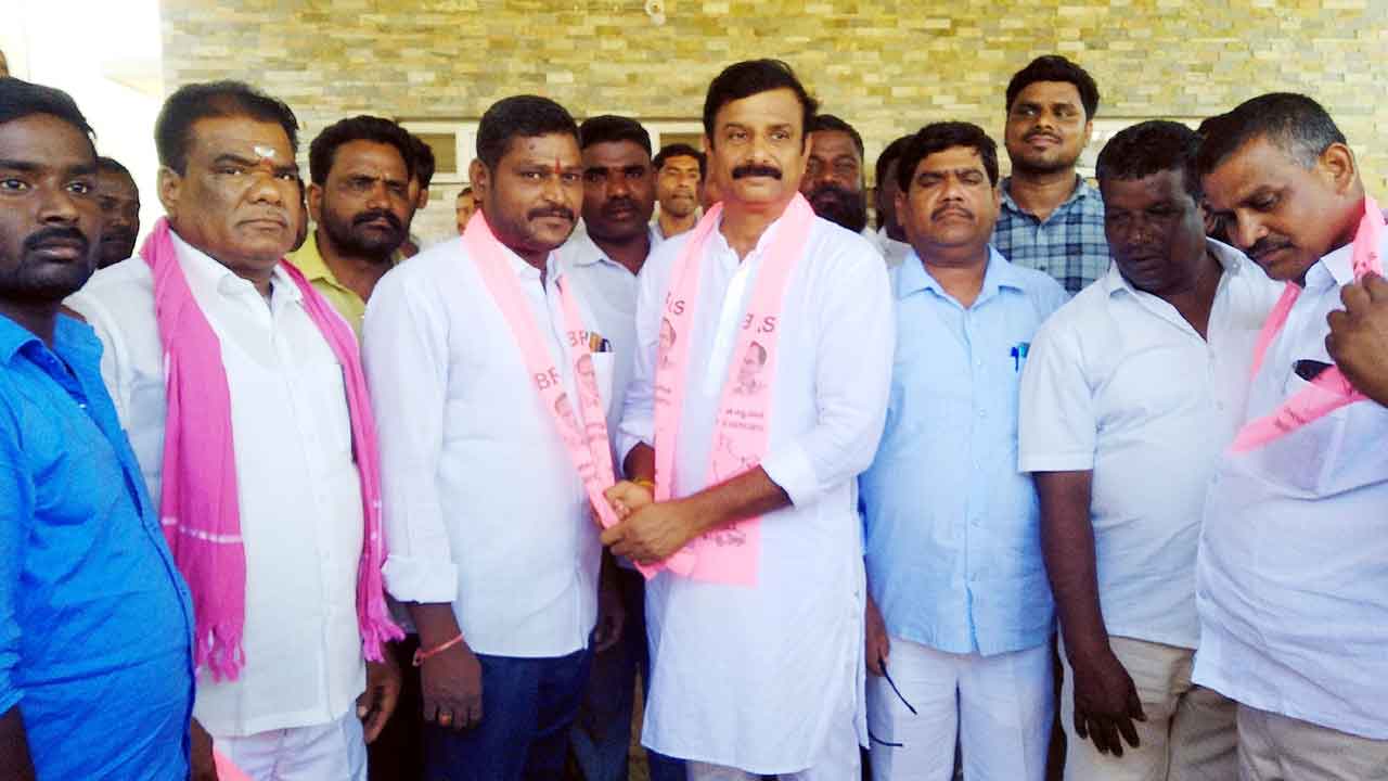 అసంతృప్తి సెగ ‘రఘు’లుతున్నది!