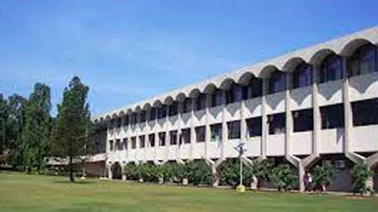 Earthquakes | కదులుతున్న భూమి.. ప్రతి ఏడాది 5 సెంటిమీటర్ల చొప్పున పక్కకు జారుతున్న భూపటలం