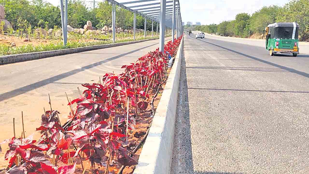 గ్రీన్‌ ట్రాక్‌@ ఓఆర్‌ఆర్‌