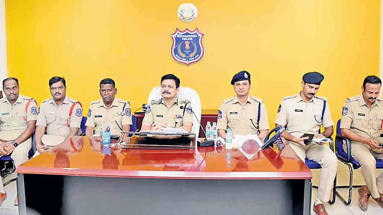 400 కిలోల గంజాయి స్వాధీనం