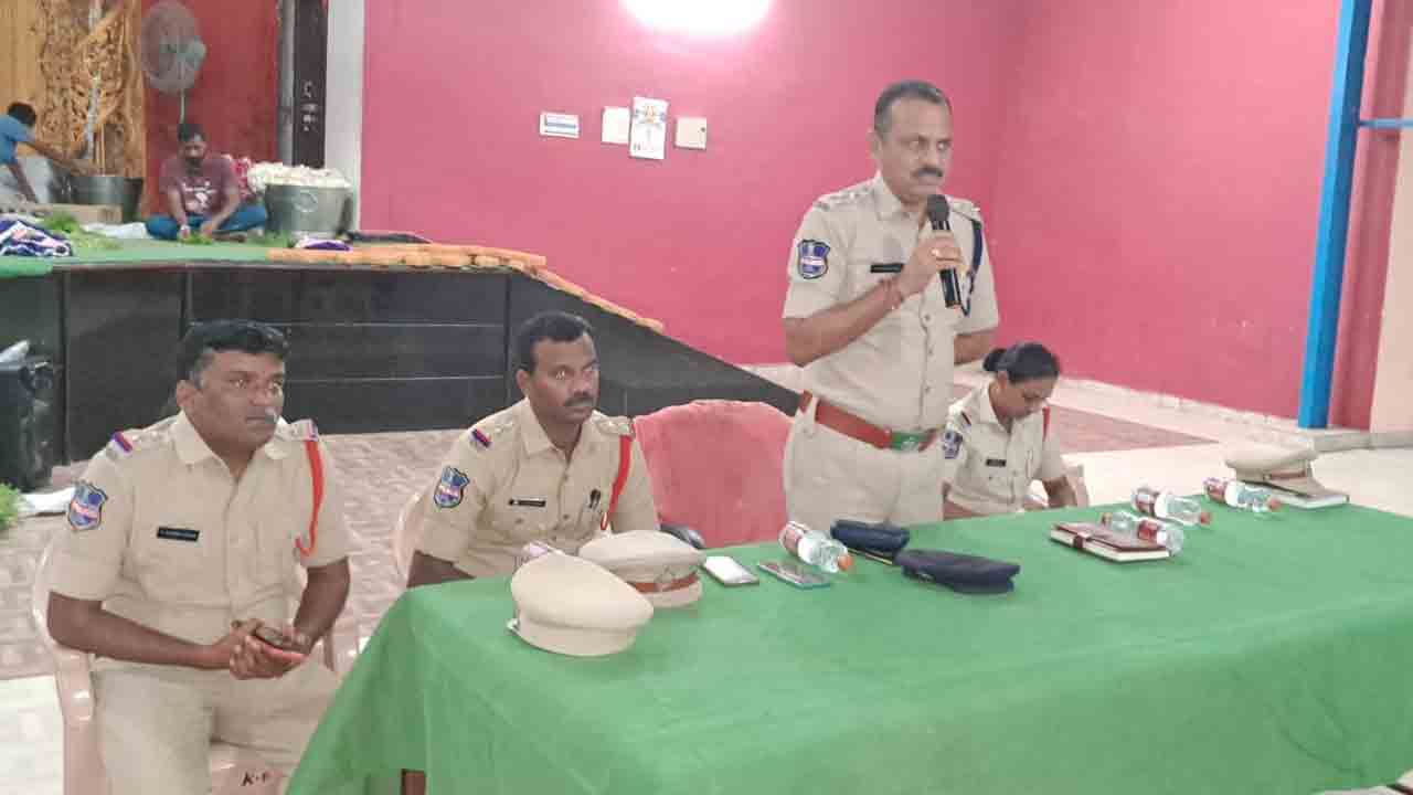 కొమ్మాల జాతరలో ప్రభ బండ్లు నిషేధం