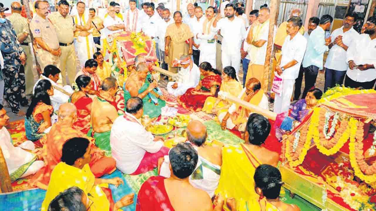 కల్యాణవైభోగం..