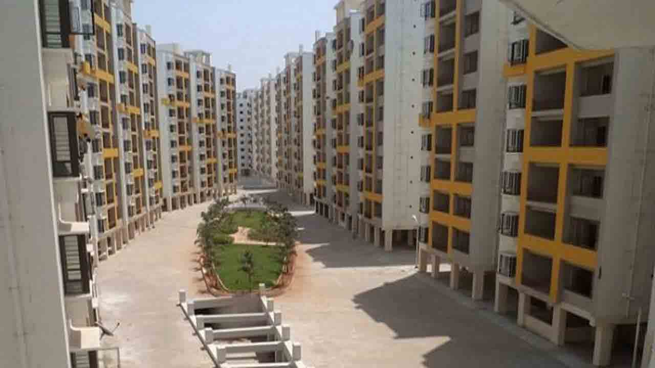 Rajiv Swagruha | రాజీవ్‌ స్వగృహ ప్లాట్ల కేటాయింపునకు నోటిఫికేషన్‌.. ఏప్రిల్‌ 15 వరకు గడువు