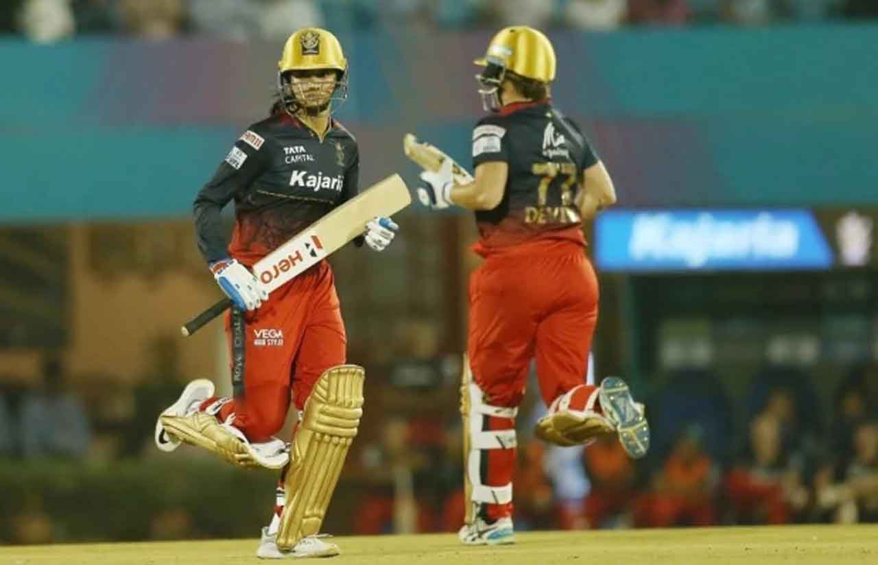 MI vs RCB | రెండు వికెట్లు కోల్పోయిన ఆర్సీబీ
