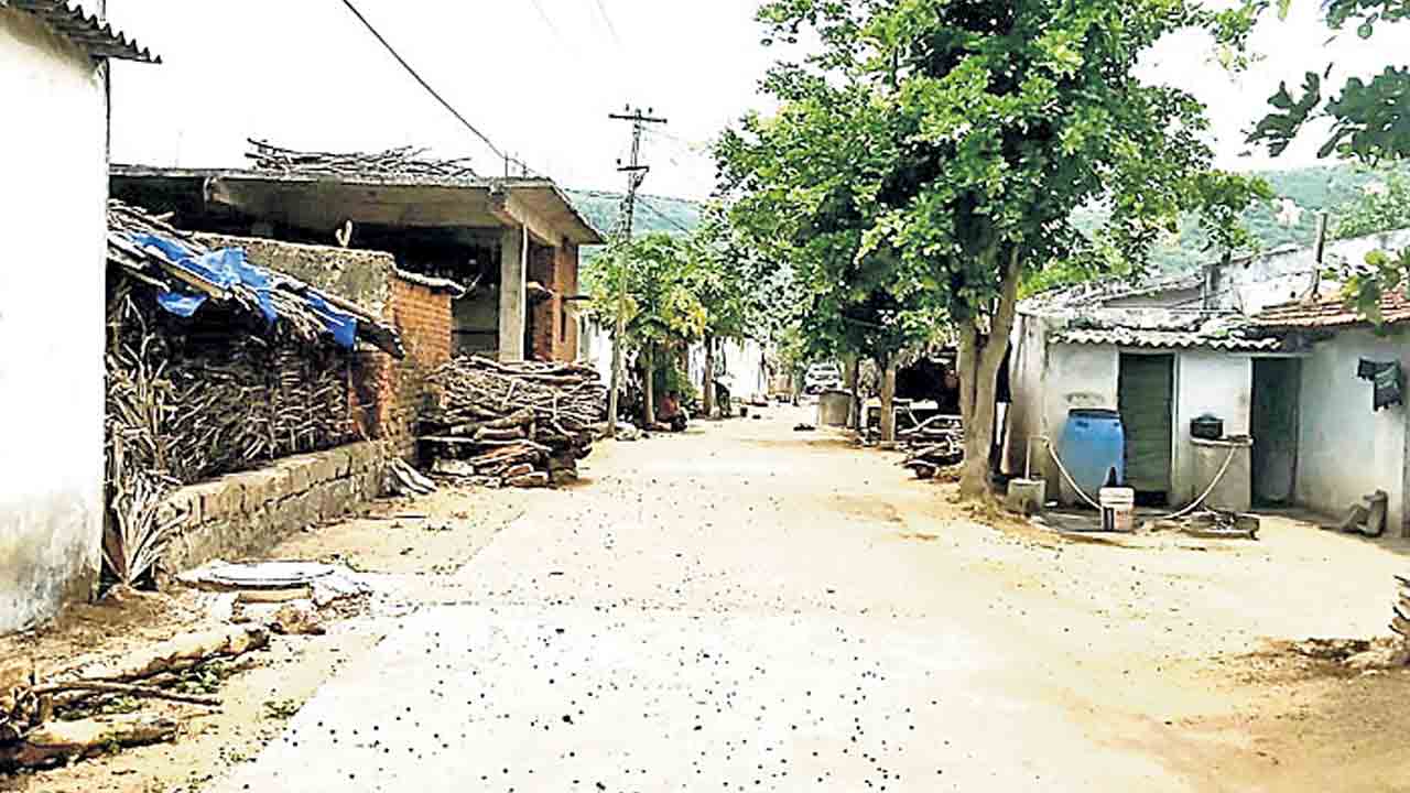 గిరిజన తండాల్లో.. ప్రగతి పరుగులు