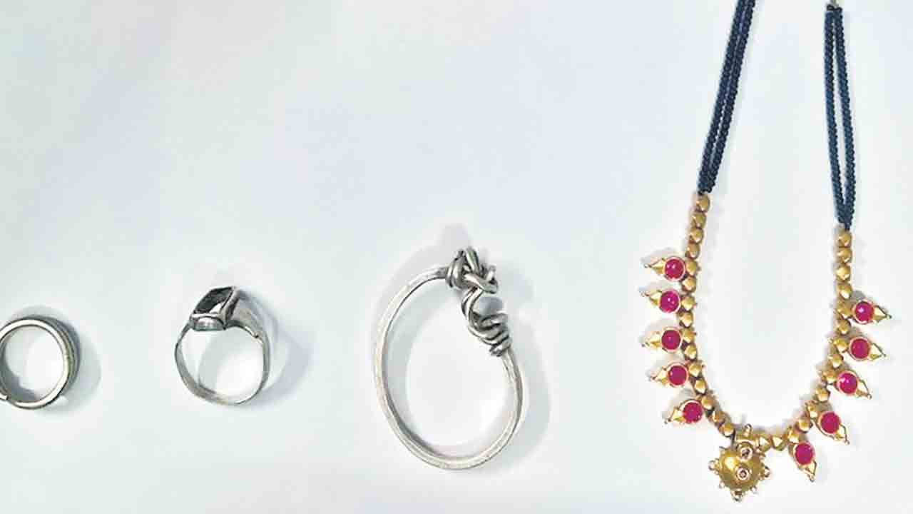 చోరీ కేసును ఛేదించిన పోలీసులు