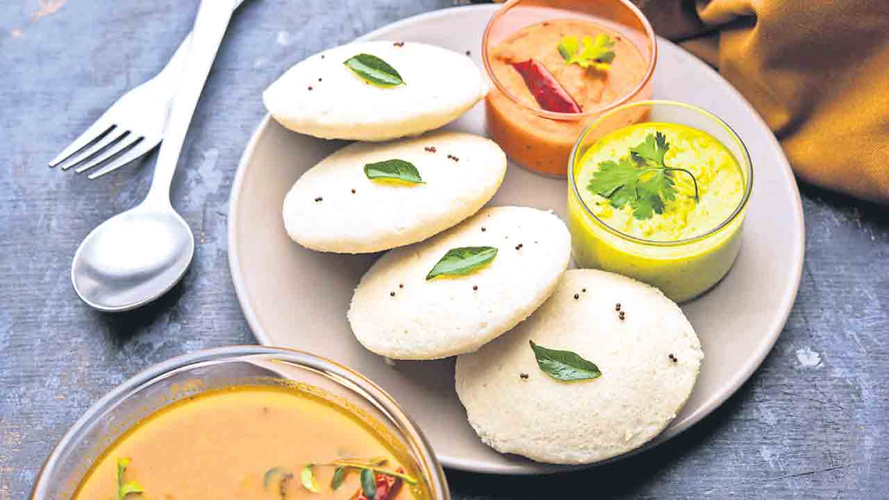 Idli Day | రేపే ఇడ్లీ డే.. ఈ వెరైటీలు ఎప్పుడైనా టేస్ట్‌ చేశారా? చేయకపోతే ఇప్పుడే ట్రై చేయండి