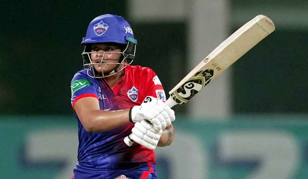 DC vs MI | తొలి వికెట్ తీసిన మాథ్యూస్.. ఢిల్లీ స్కోర్ ఎంతంటే..?