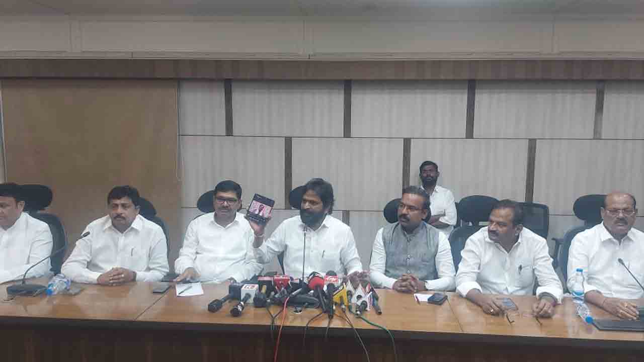 Minister Srinivas Goud | ఉద్య‌మాల గ‌డ్డ తెలంగాణ‌.. కేసుల‌కు భ‌య‌ప‌డేది లేదు : మంత్రి శ్రీనివాస్ గౌడ్