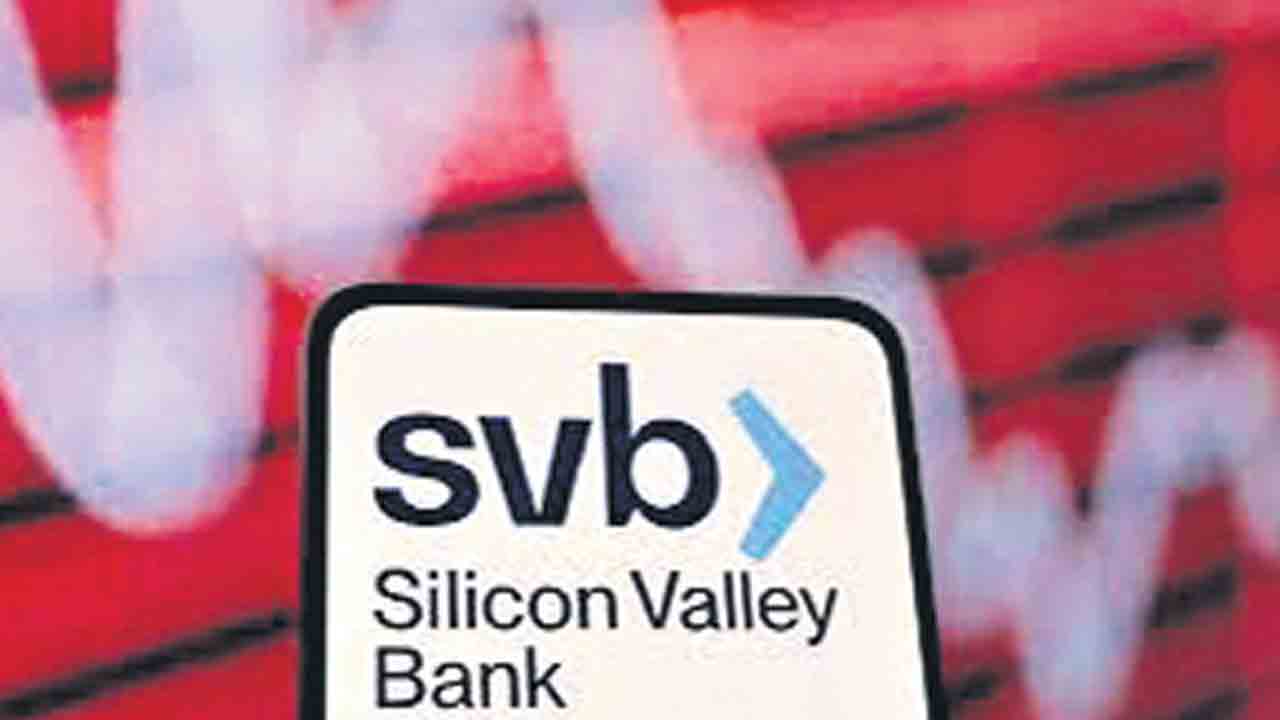 SVB Group | కుప్పకూలిన ఎస్‌వీబీ గ్రూప్‌ షేర్లు.. 80 బిలియన్‌ డాలర్ల సంపద ఆవిరి.. నిలిచిపోయిన ట్రేడింగ్‌