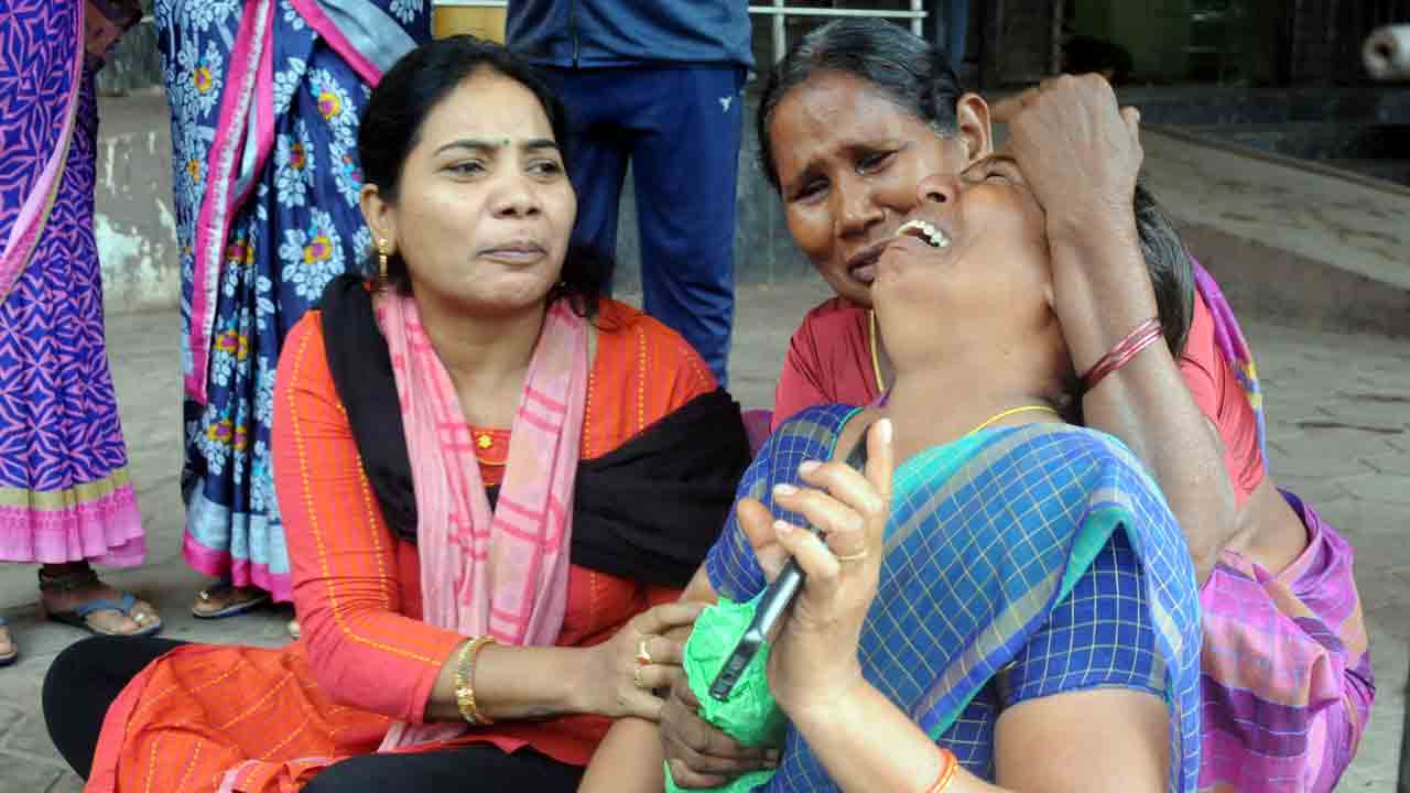 Swapnalok Fire Accident | మీటింగ్‌లో ఉన్నా మళ్లీ చేస్తా.. అవే చివరి మాటలు అయ్యాయి.. స్వప్నలోక్‌ అగ్ని ప్రమాద మృతుల్లో ఒక్కొక్కరిదీ ఒక్కో గాథ