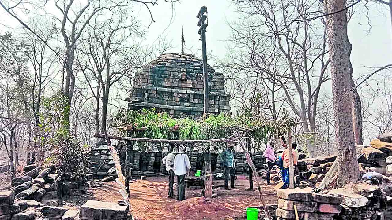 దేవునిగుట్ట జాతరకు వేళాయె..