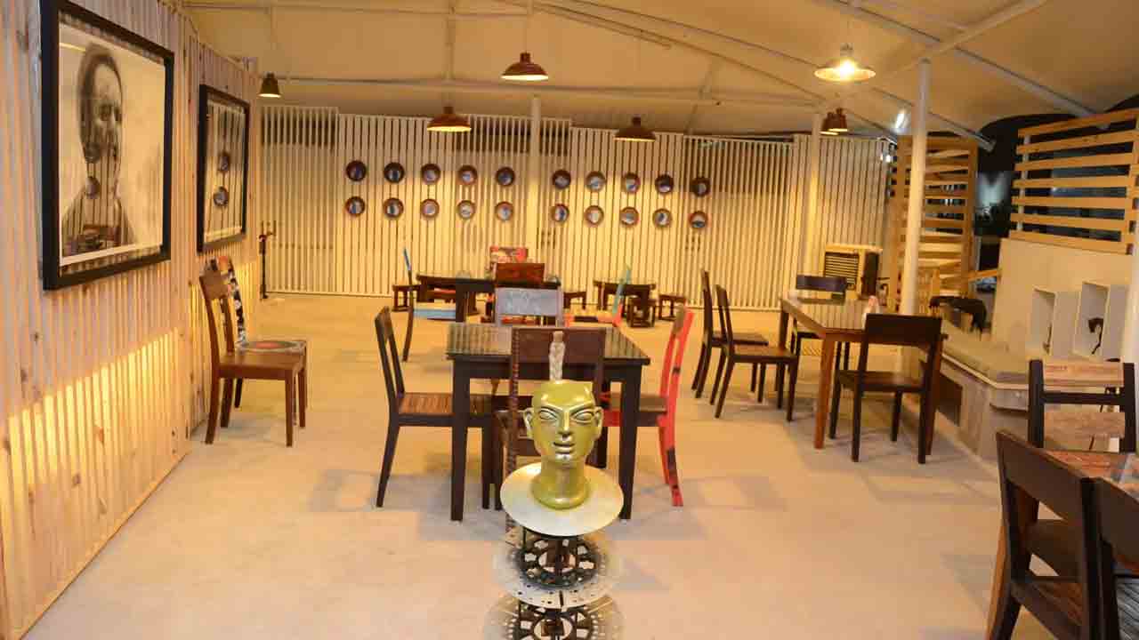 Coffee Shop | ఇప్పుడు కాఫీ షాపులు ఆర్ట్‌ గ్యాలరీల్లా మారిపోతున్నాయి.. హైదరాబాద్‌లో ఉన్న ఈ కేఫె కూడా అలాంటిదే!!