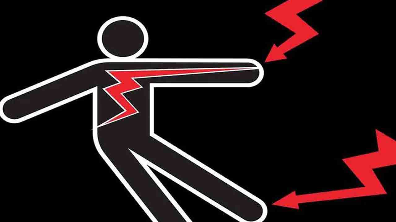 Sangareddy | స్టార్ట‌ర్లు, విద్యుత్ తీగ‌ల చోరీకి య‌త్నం.. దొంగ‌కు రైతుల దేహశుద్ధి