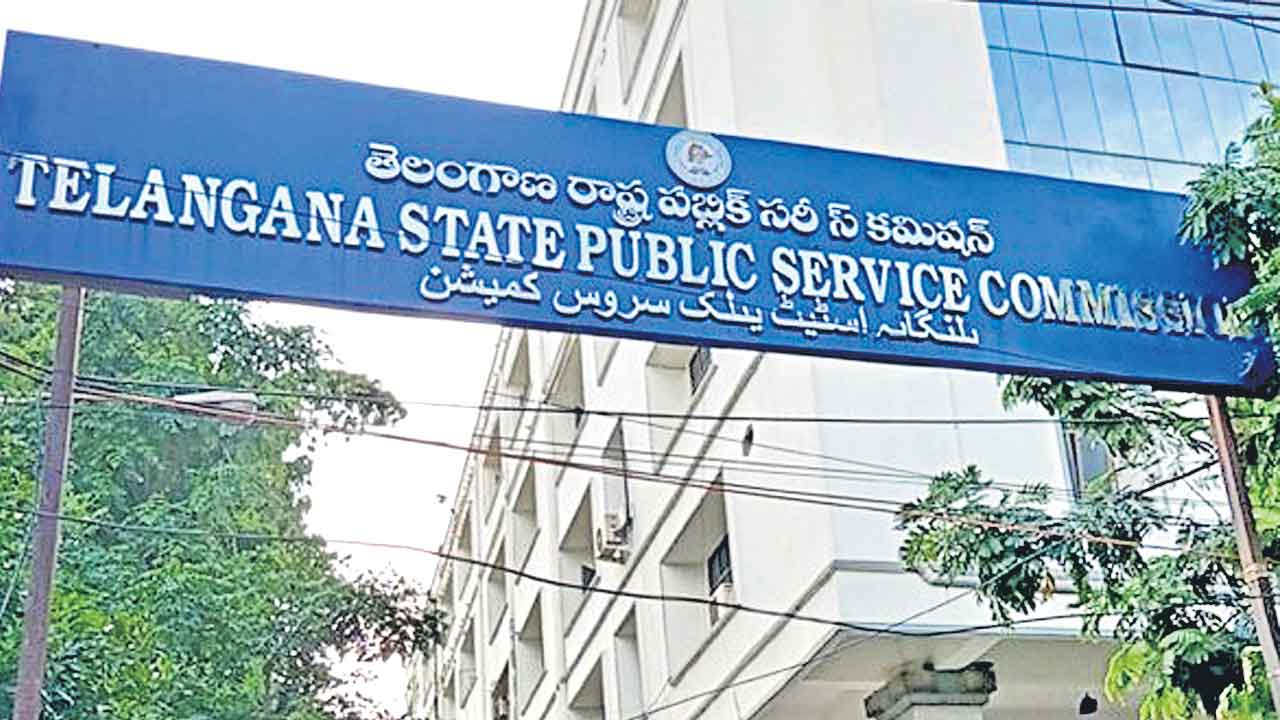 TSPSC | మీ పీఏలు గ్రూప్‌-1 రాసే విషయం మీకు తెలుసా?.. టీఎస్‌పీఎస్సీ కార్యదర్శికి సిట్‌ ప్రశ్నలు