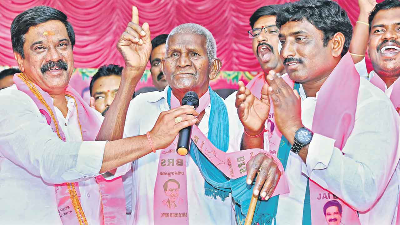 CM KCR | కేసీఆర్‌లెక్క కరంటిచ్చిన మొనగాళ్లెవరు?,, శతాధిక వృద్ధుడు దేవన్న అభిమానం