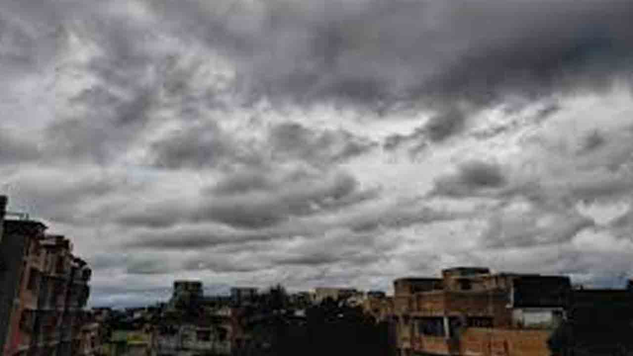 Rains in Telangana | రేపట్నుంచి తెలంగాణలో భారీ వర్షాలు.. తీవ్ర ఎండలు.. 4 రోజుల పాటు భిన్న వాతావరణం