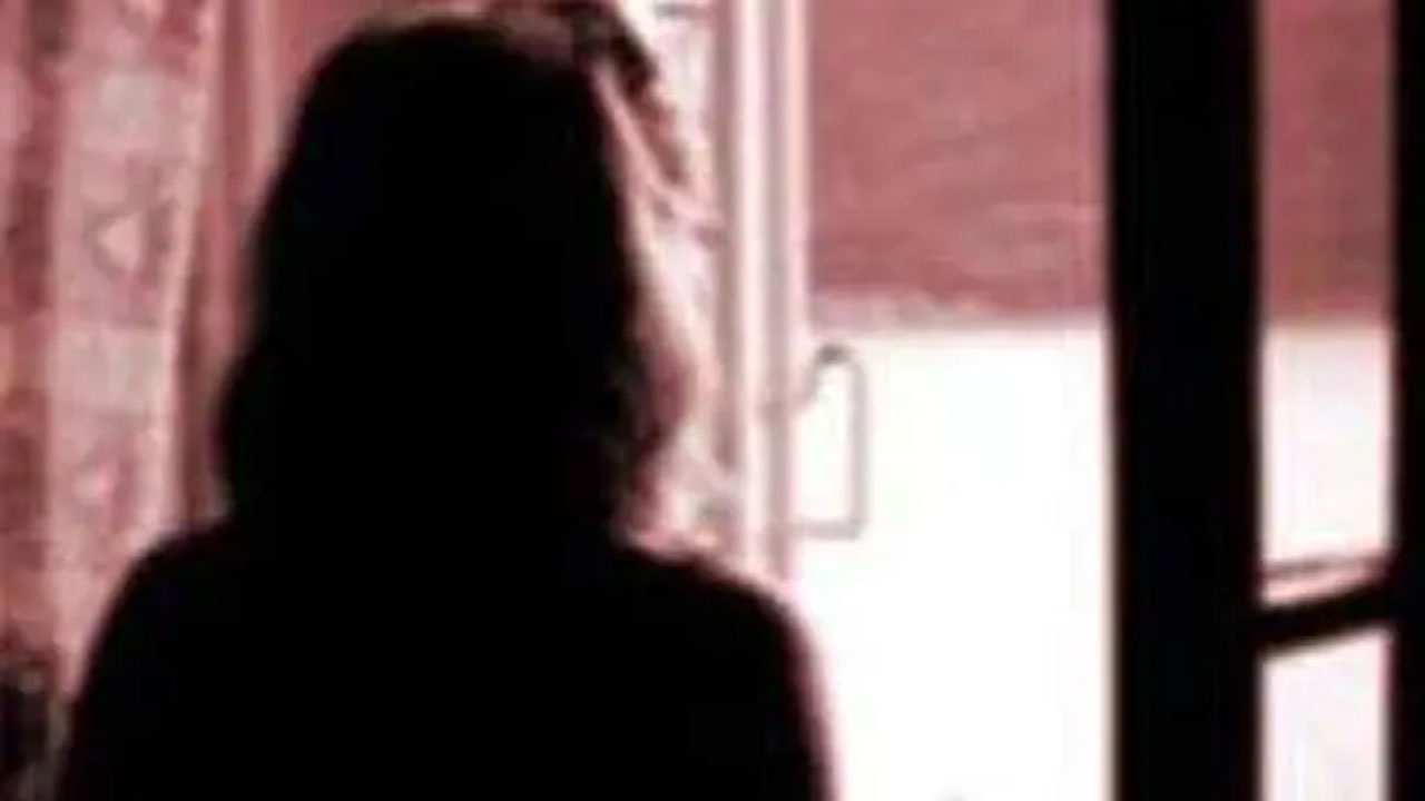 Molestation Case: సింగపూర్లో భారతీయ వ్యక్తిపై లైంగిక వేధింపుల కేసు