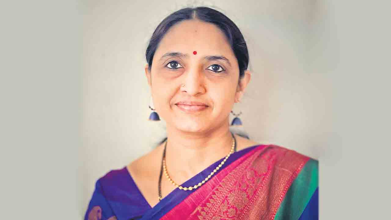 మహిళా యూనివర్సిటీ ప్రిన్సిపాల్‌గా వారిజారాణి