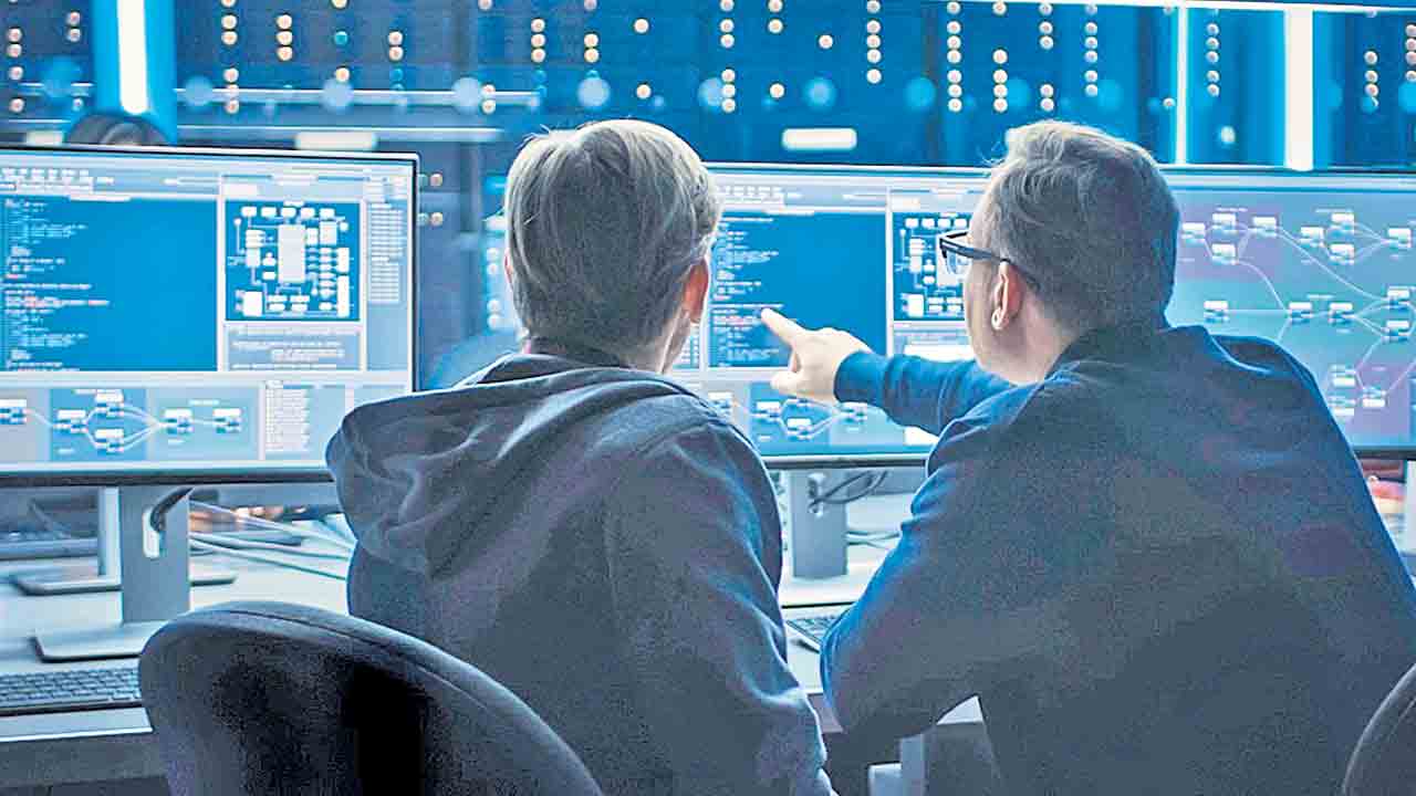 Cyber Crime | డబ్బులు ఊరికేరావు.. అత్యాశకు పోయి సైబర్‌ వలలో చిక్కొద్దు