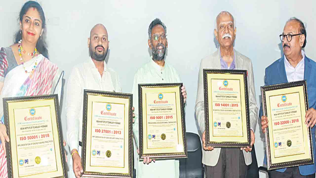 ప్రపంచంలో మన వ్యాక్సిన్లదే హవా